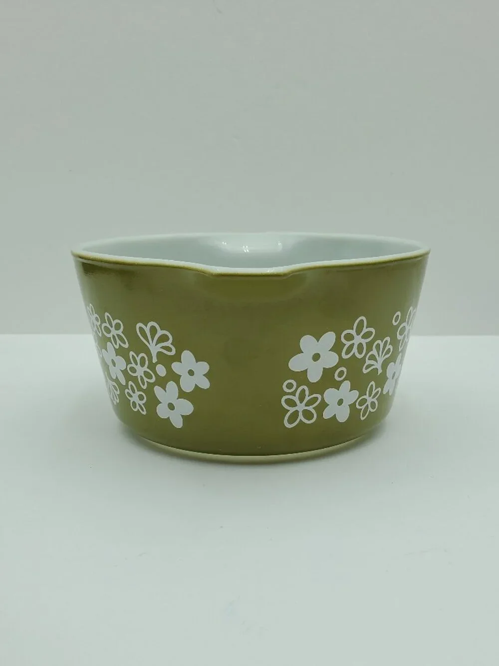 Pyrex Spring Blossom 1 Qt Round Casserole with Lid Crazy Daisy 1 Quart Baker